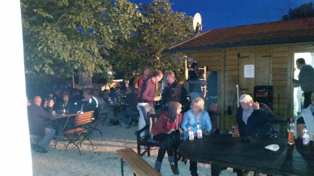 修道院磨坊餐厅酒店 罗伊特林根 外观 照片